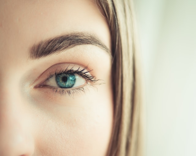 Beste Kontaktlinsen für Hornhautverkrümmung – Mythen und Realität!